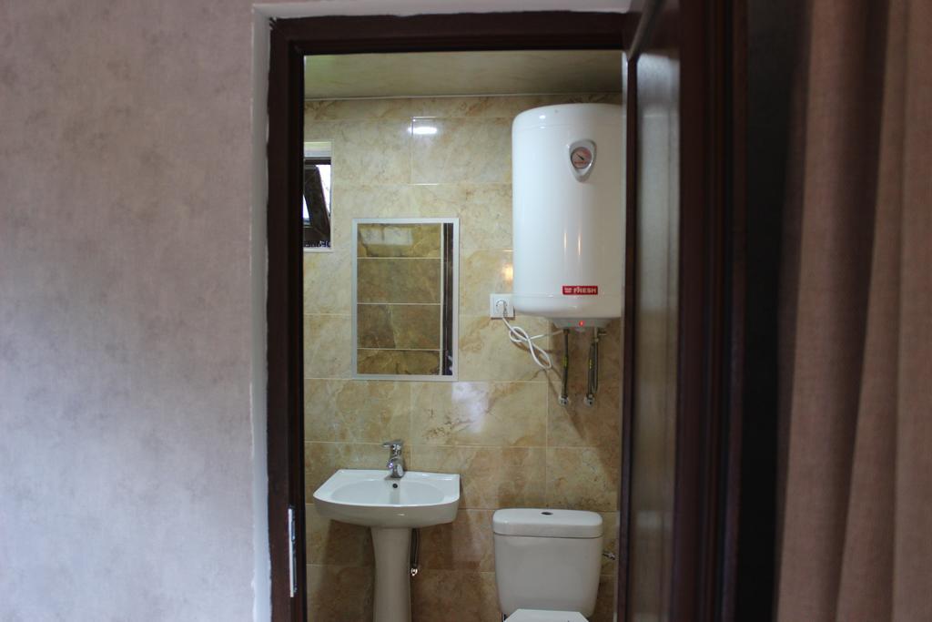 Sakhli Laghamshi Mestia Exterior foto