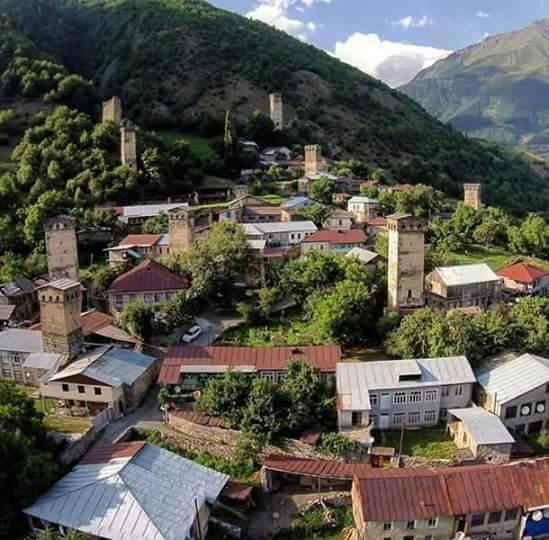 Sakhli Laghamshi Mestia Exterior foto