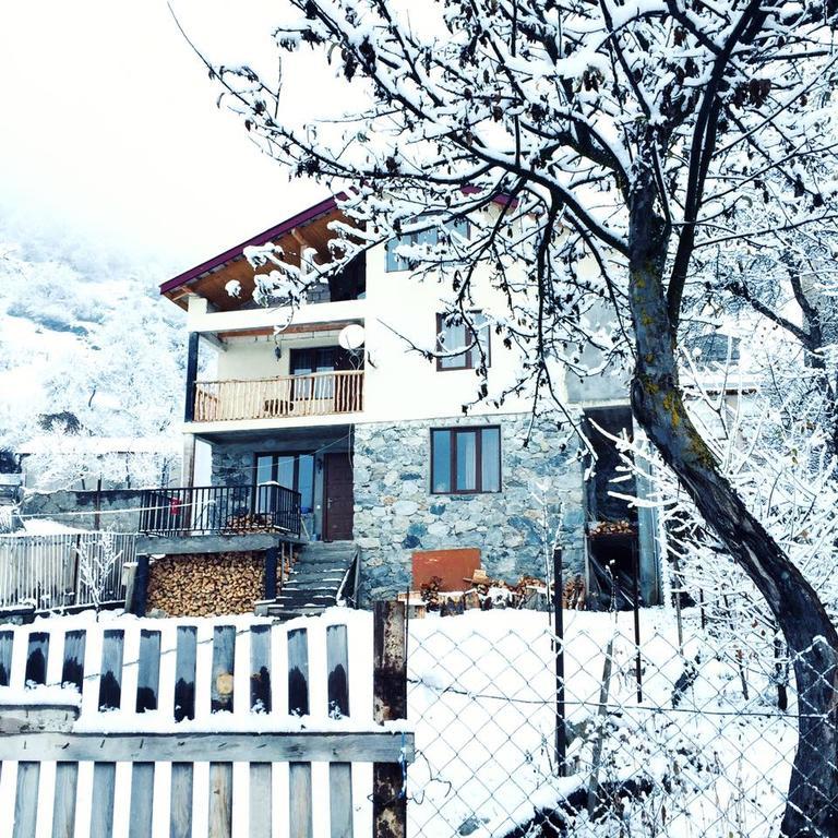 Sakhli Laghamshi Mestia Exterior foto